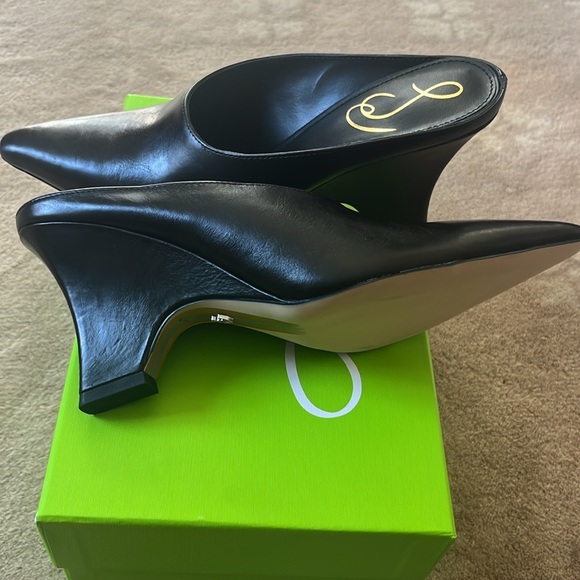 NWT Sam Edelman Black Mules ✨ - Picture 3 of 11
